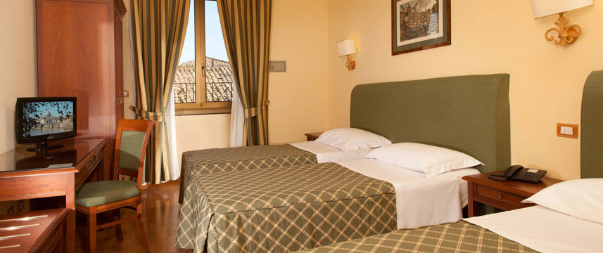 Hotel Colosseum Triple Bedroom Hotel Colosseum Triple Bedroom
